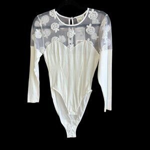 Hanro of Switzerland White Floral Mesh Lace Long Sleeve Bodysuit Size M NWT